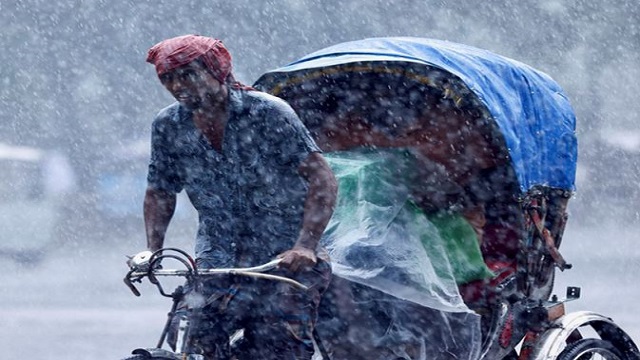 ৮০ কিলোমিটার বেগে ঝড়ের আভাস, নদীবন্দরে হুঁশিয়ারি