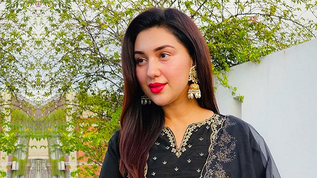 সংরক্ষিত আসনের এমপি হতে চান অপু বিশ্বাস