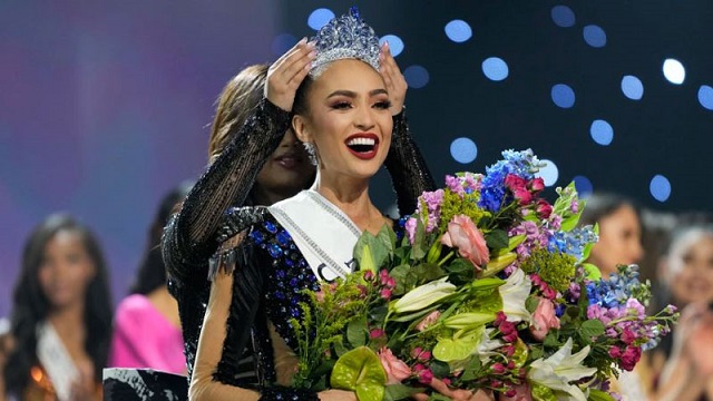 এবার মিস ইউনিভার্স হলেন যুক্তরাষ্ট্রের আর’বনি গ্যাব্রিয়েল
