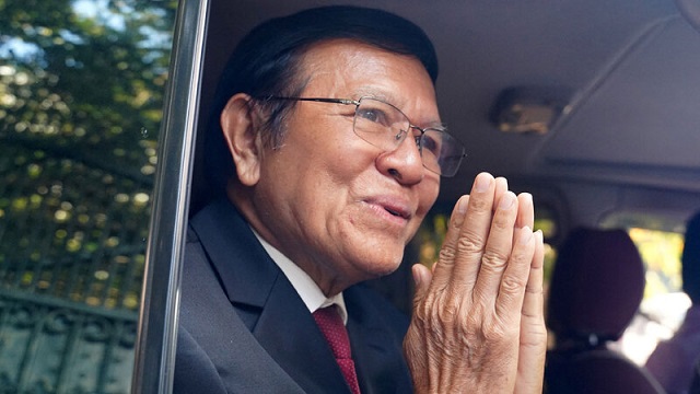কম্বোডিয়ার বিরোধীদলীয় নেতার ২৭ বছরের কারাদণ্ড