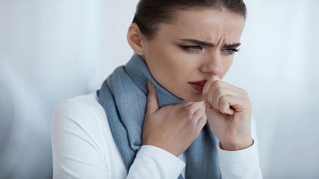রাতে বাড়ছে কাশি? জেনে নিন করণীয়