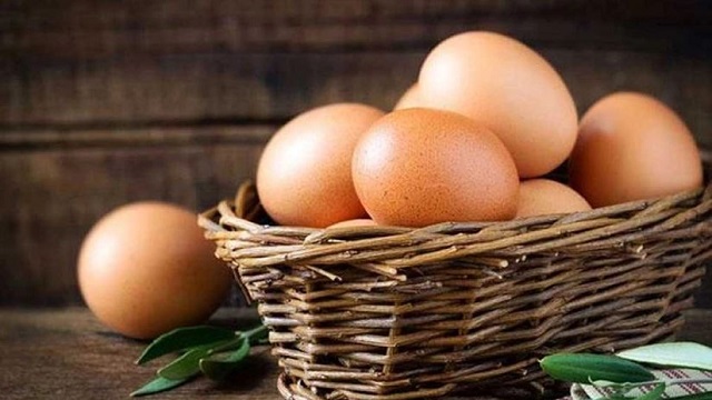 ১২ টাকায় ডিম বিক্রি শুরু করেছে টিসিবি