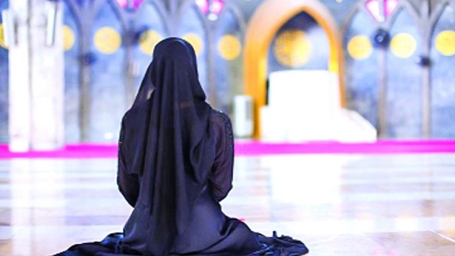 রাণী হয়েও কেন তিনি তাপসী নারী
