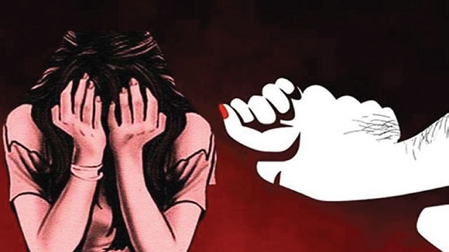 স্কুলছাত্রীকে ধর্ষণের অভিযোগ, গ্রেফতার ২