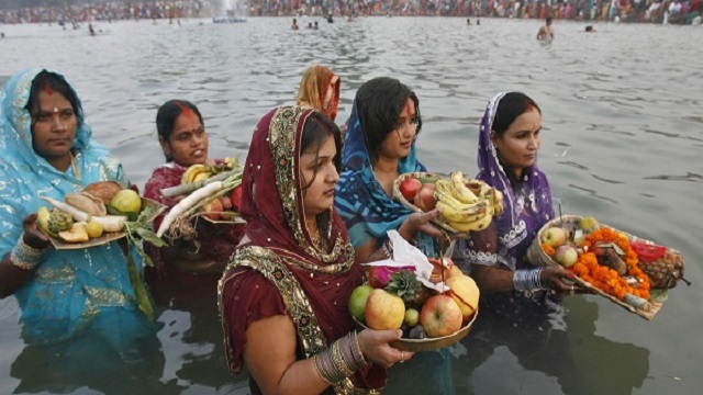 ভারতে বিহারে ছট পুজায় পানিতে ডুবে প্রাণ গেল ৫৩ জনের