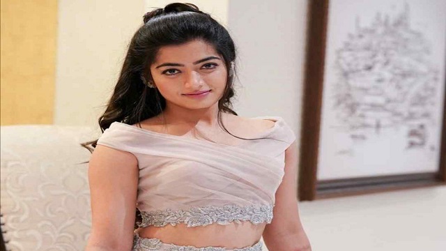  ‘মিশন মজনু’ ছবির স্ক্রিনিং-এ ক্ষমা চাইলেন রাশমিকা, কিন্তু কেন