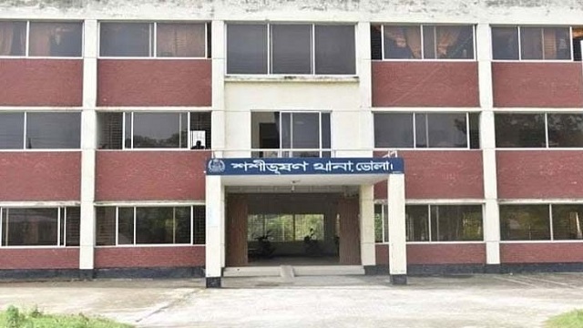 ভোলায় স্কুল রুমে ছাত্রীর আত্মহত্যার চেষ্টা