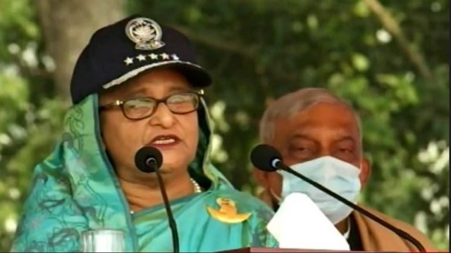 দক্ষতা ও নিষ্ঠার সঙ্গে দায়িত্ব পালন করুন: প্রধানমন্ত্রী