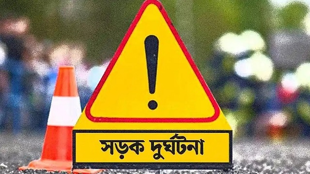 কুমিল্লায় বাসচাপায় প্রাণ গেল দুই যুবকের