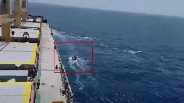 বাংলাদেশের অনুমতি ছাড়া জিম্মি জাহাজে অভিযান নয়