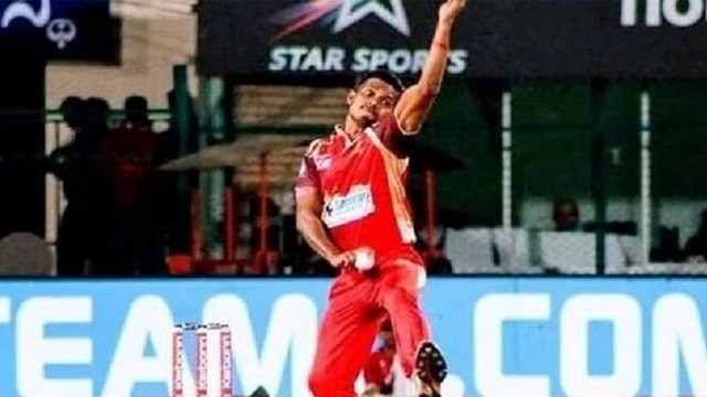 মাঠেই প্রাণ গেল ক্রিকেটারের!