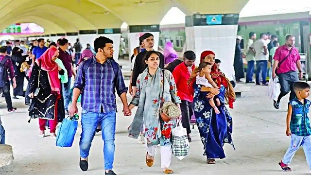 ঈদুল ফিতরে যেভাবে মিলতে পারে টানা ১০ দিনের ছুটি