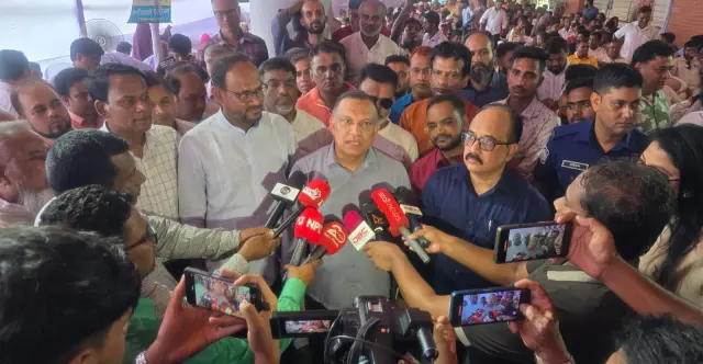 আধুনিক প্রশিক্ষণ, সহজ ঋণ ও আন্তর্জাতিক বাজার সম্প্রসারণে ফিরবে তাঁতশিল্পের ঐতিহ্য: প্রতিমন্ত্রী শরীফুল আলম