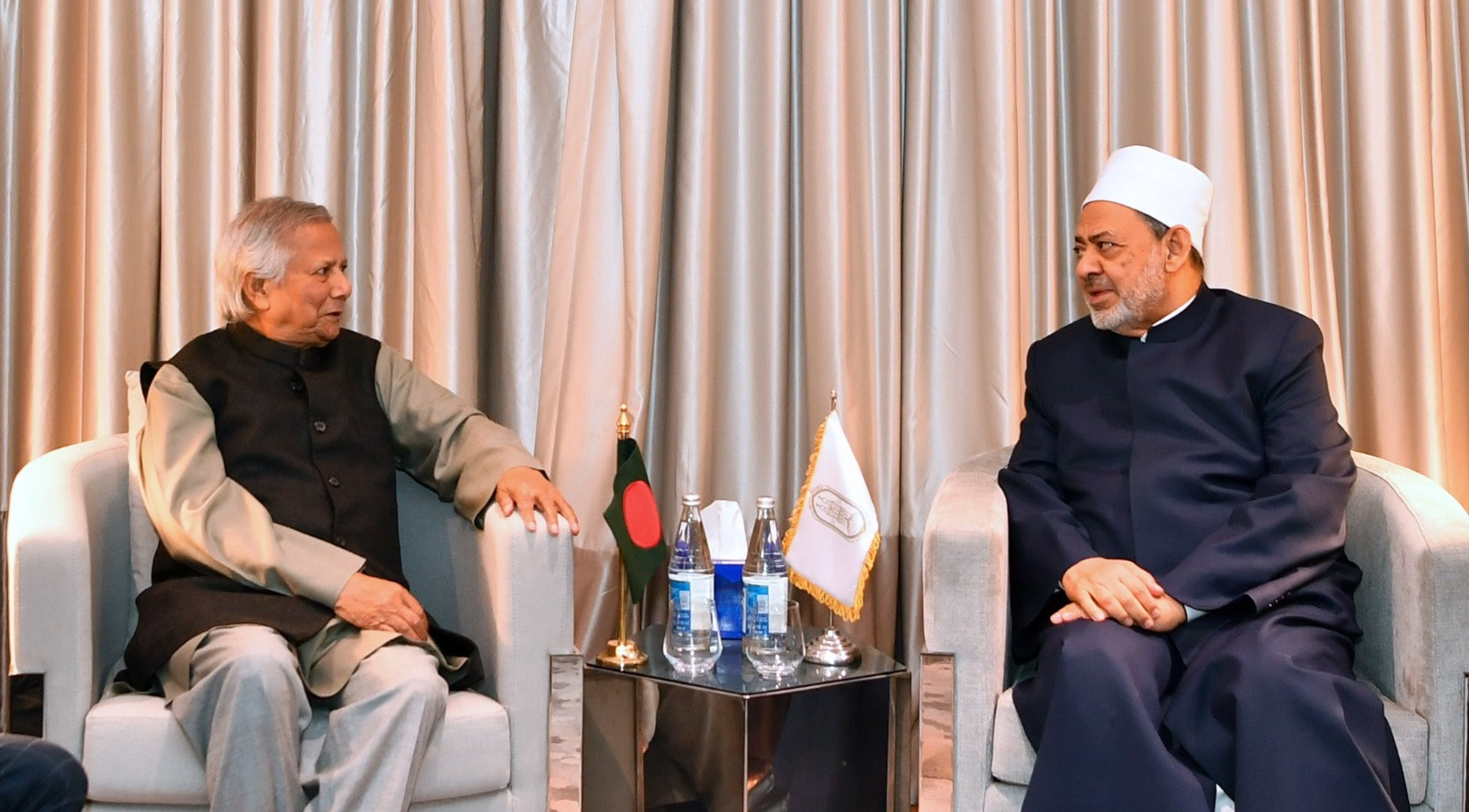 Al-Azhar Grand Imam praises Yunus, promises scholarships for Bangladeshi students