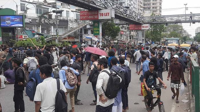 Govt faces tough test in restoring order
