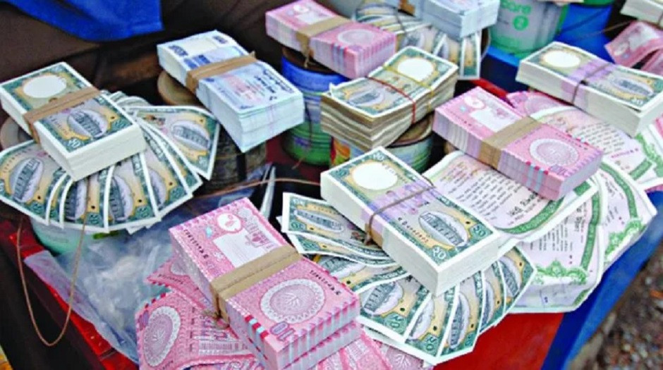 BB to launch new notes with new design