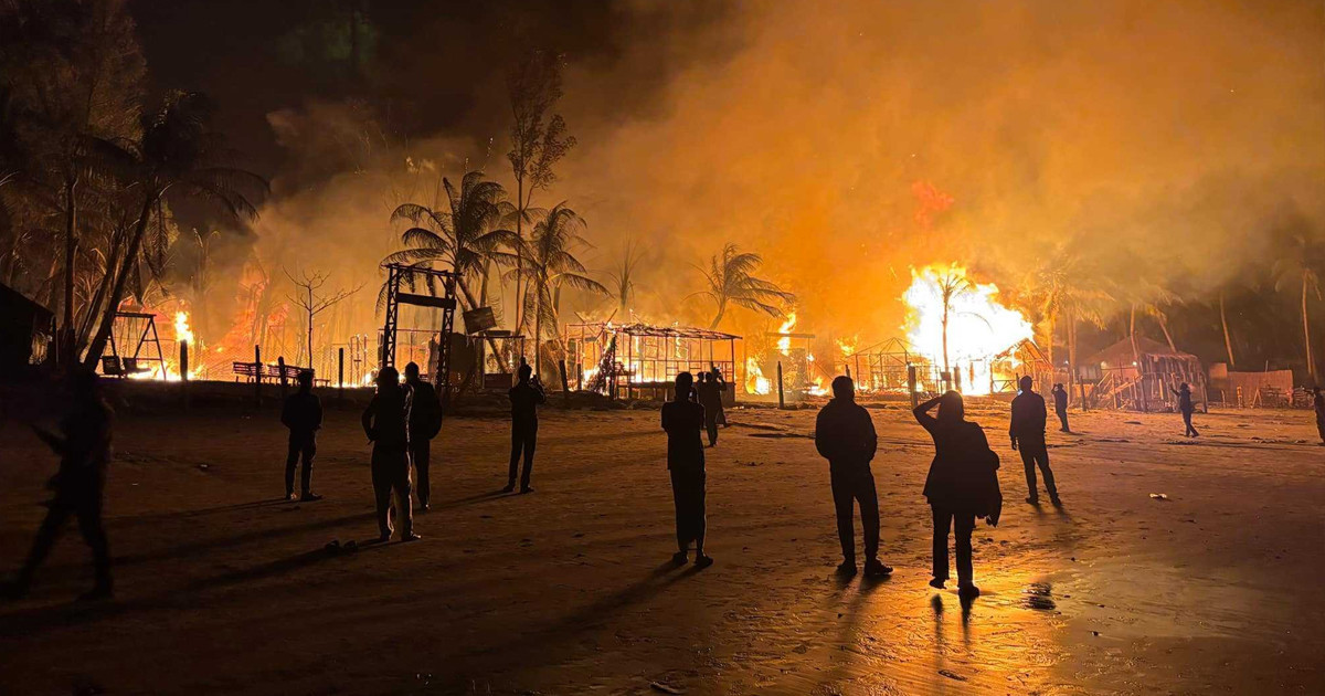 3 resorts razed in St Martin’s Island fire