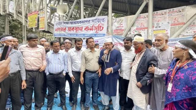 Teachers declare class boycott over nationalization demand