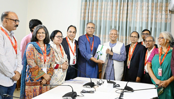 একাধিক সংবাদমাধ্যম থাকতে পারবে না একই মালিকের