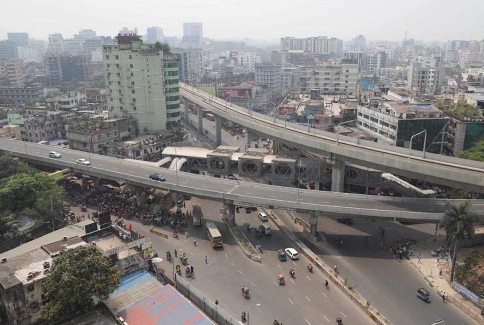 Eid exodus leaves Dhaka streets unusually quiet