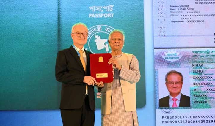 Who is Kihak Sang, the mogul of Asia's clothing empire?