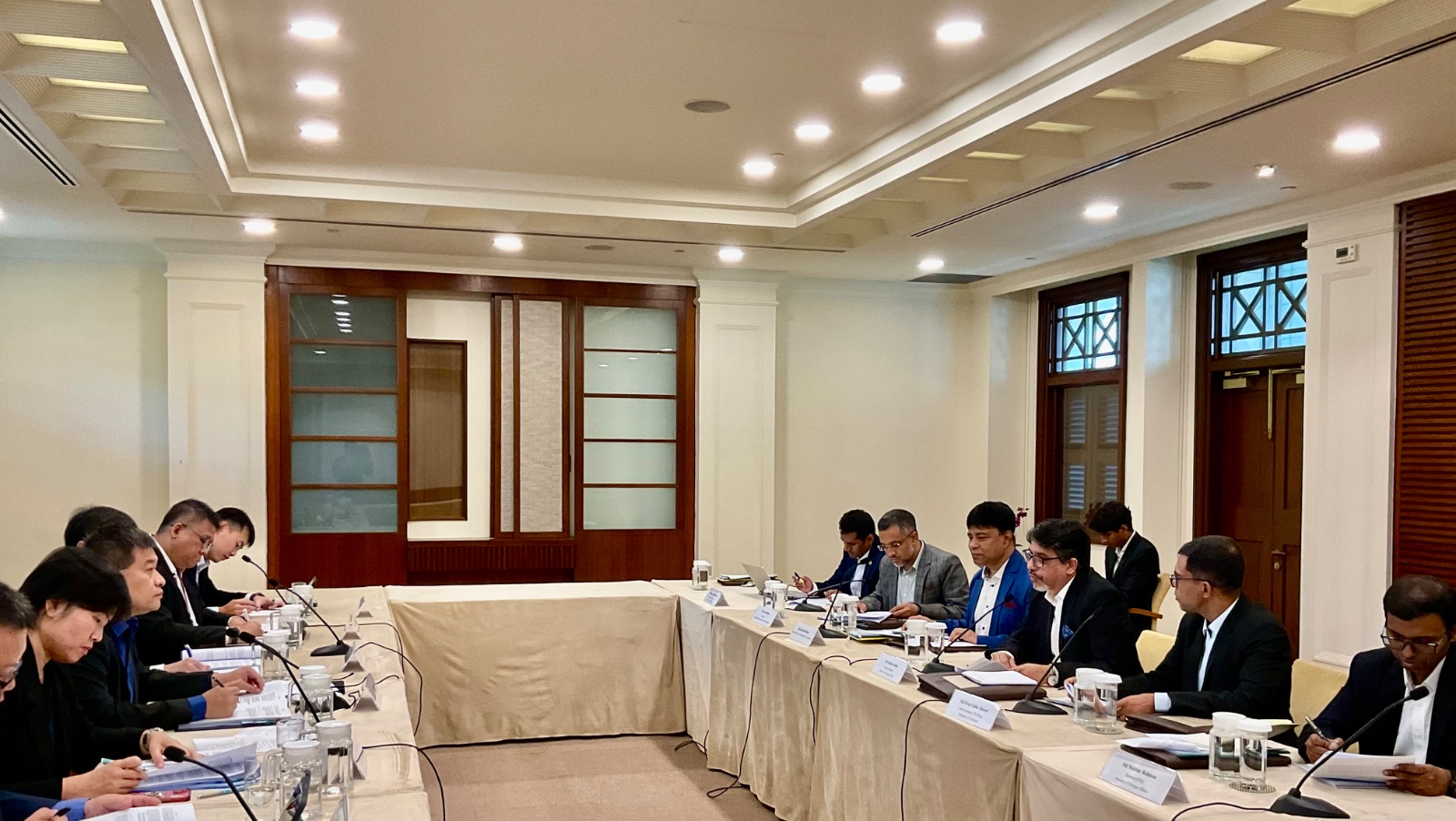 BD, Singapore vow to boost ties, expand cooperation