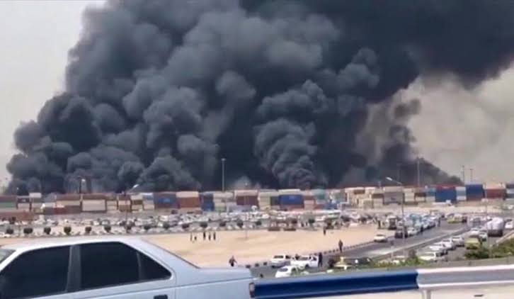  At least four killed, 500 injured in Iran port blast