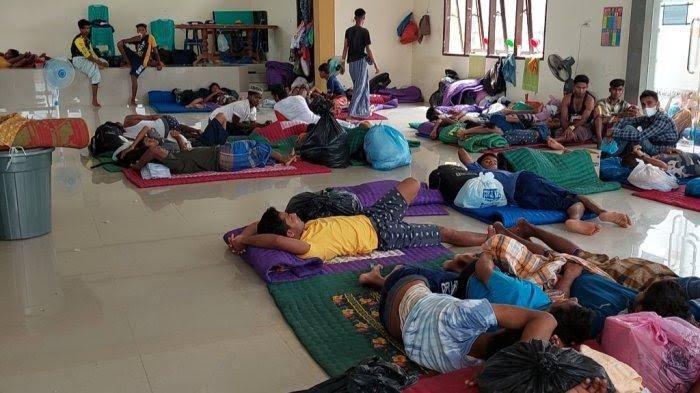 Challenges mount  for Bangladesh as legal migration to Malaysia remains stalled
