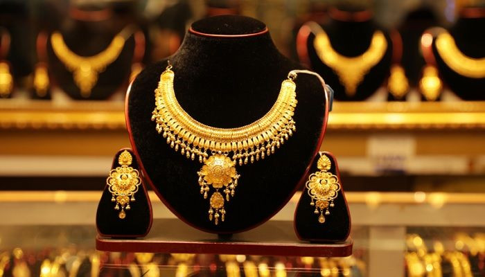 Baggage rules tightened, gold can be brought in once a year
