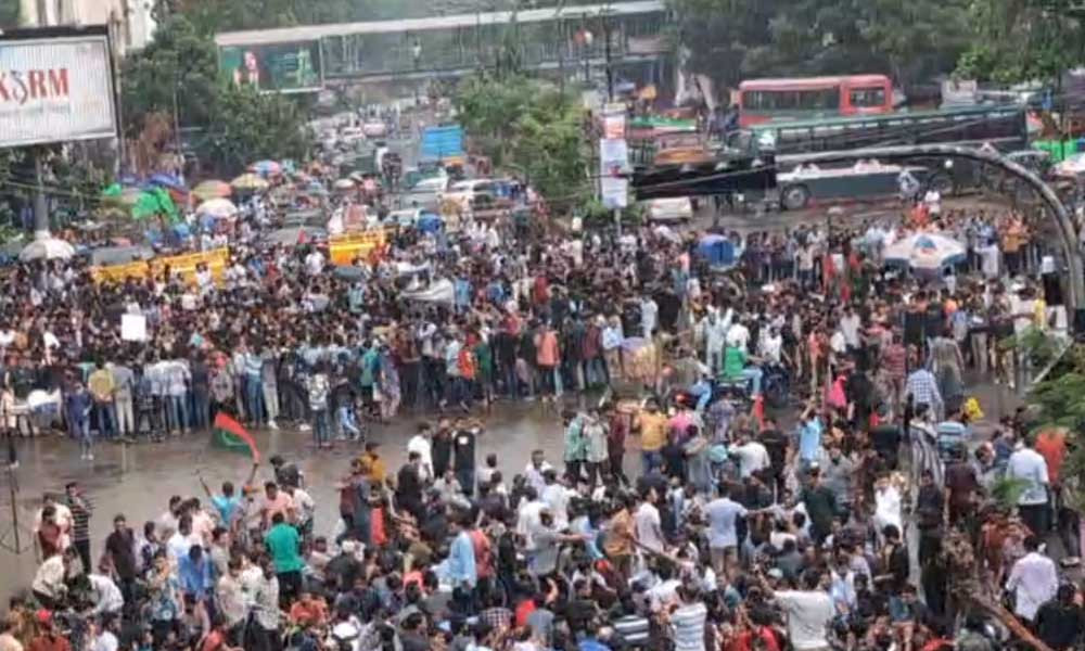 Chhatra Dal blocks Shahbagh again demanding ‘fair probe’