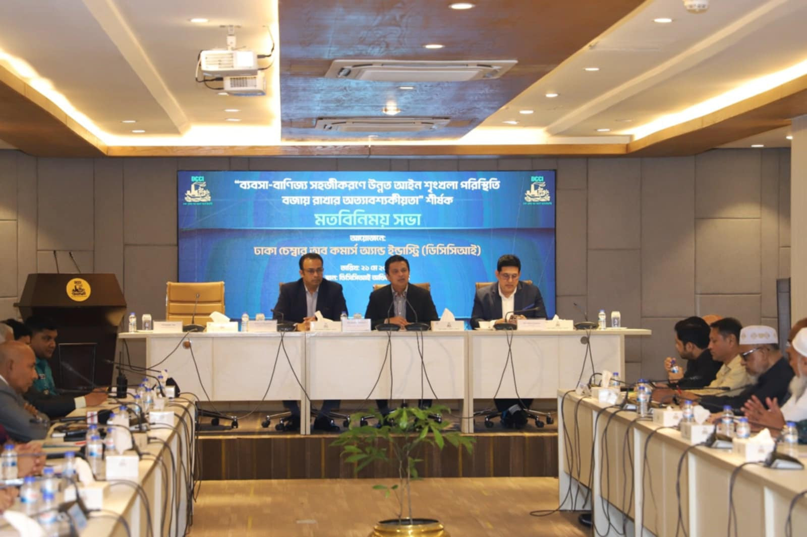 Business leaders face unofficial hostilities amid worsening economic crisis