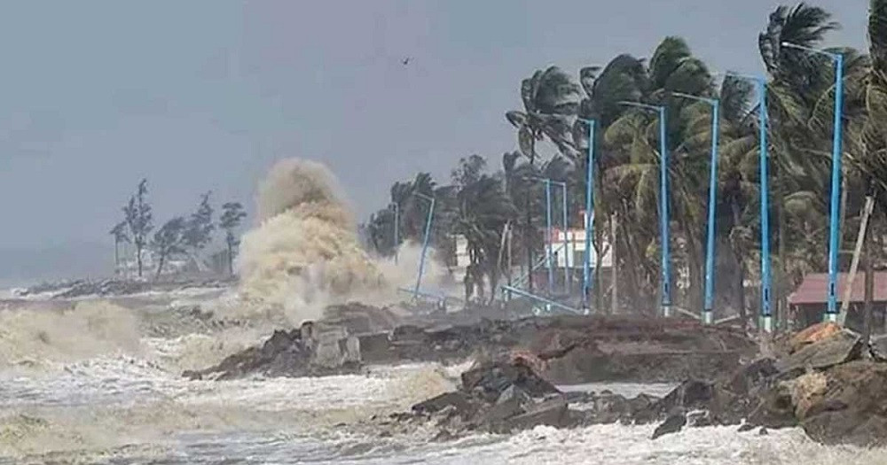 Deep depression crosses coastline, tidal surge feared in 14 districts