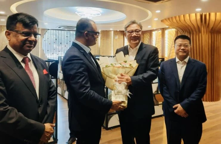Chinese Commerce Minister in Dhaka to explore trade opportunities