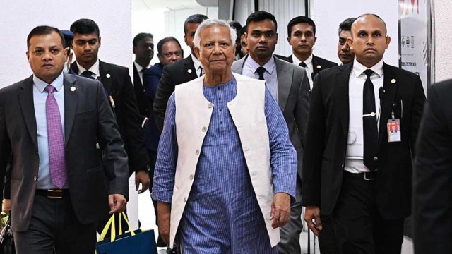 CA returns home after UK visit