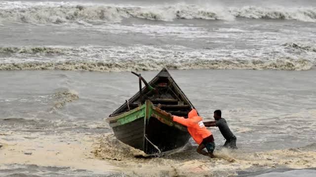 Low pressure area formed over Bay, heavy rains likely