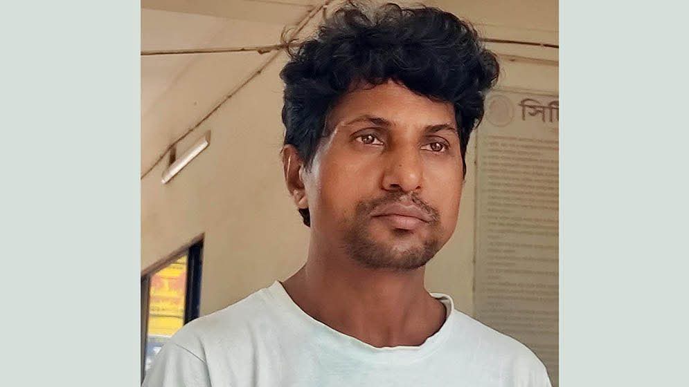 চার শিক্ষার্থীকে ধর্ষণ করেছে এক শিক্ষক