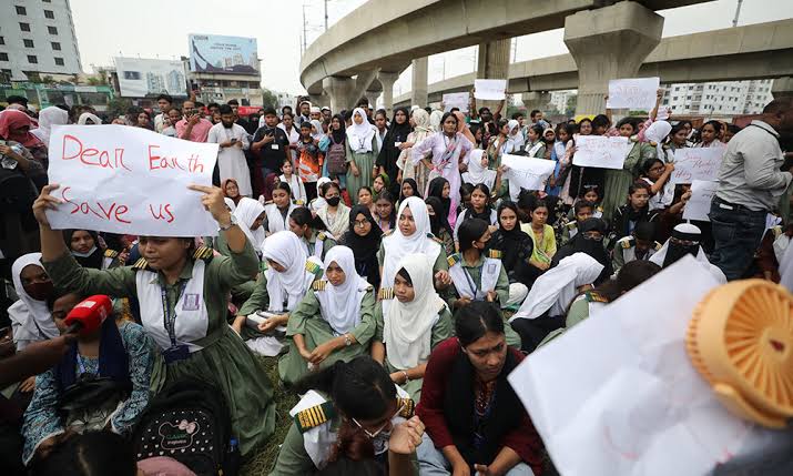 Milestone students protest with 6-point demand