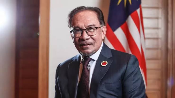 Malaysia concerned with BD’s burden to cater Rohingyas: Anwar Ibrahim