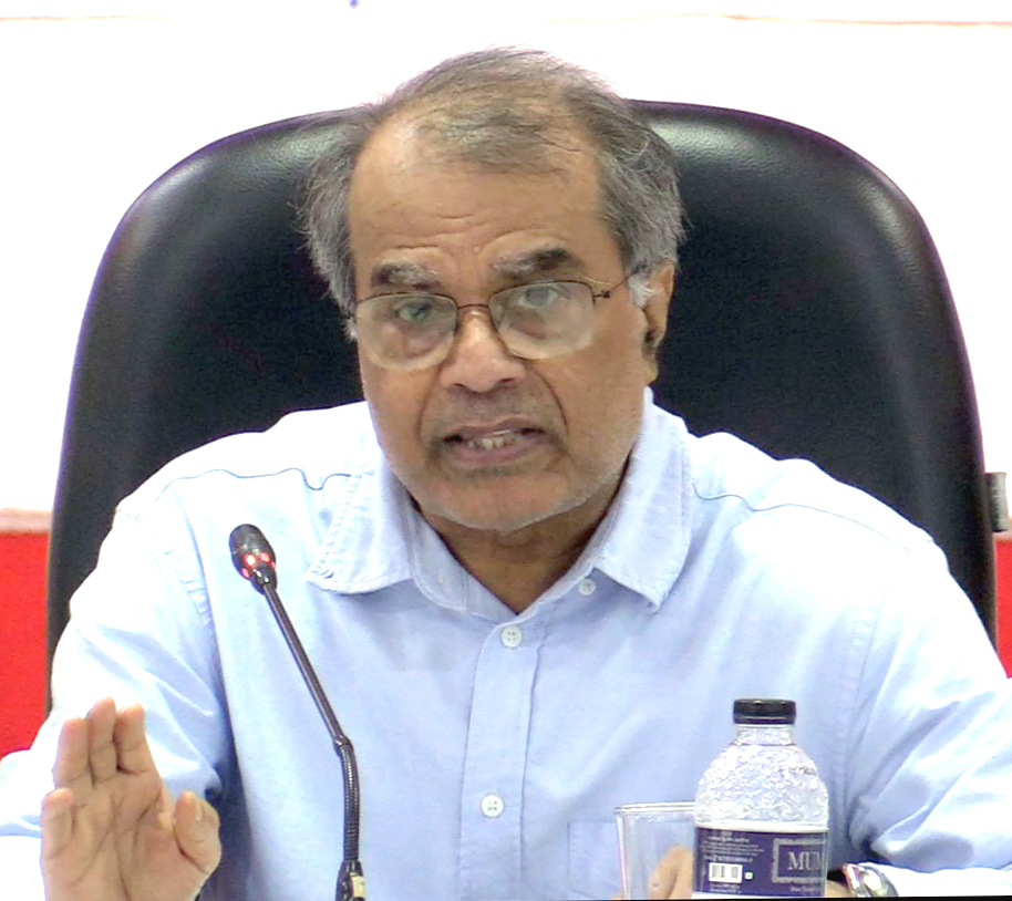 রোহিঙ্গাদের আশ্রয় দিতে পেরে গর্বিত কক্সবাজারবাসী
