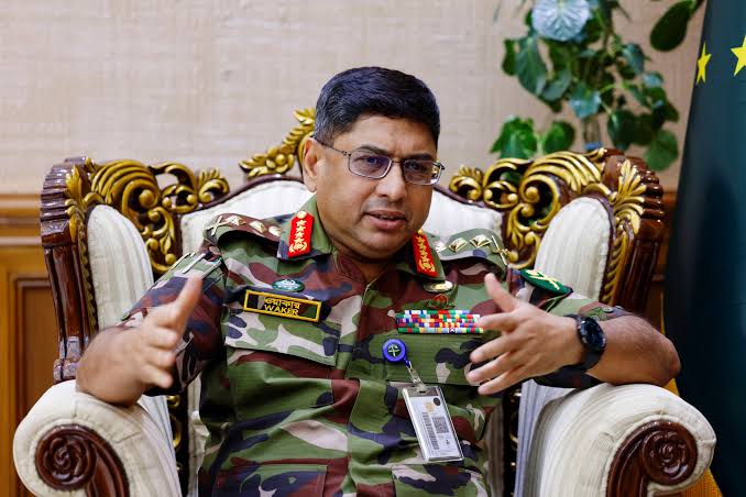 Army ready to assist govt in holding free and fair polls: Waker-Uz-Zaman