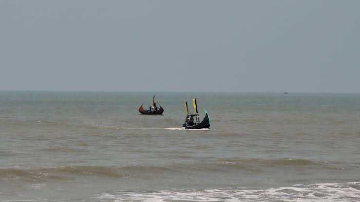 Arakan army abducts 30 fishermen with five trawlers