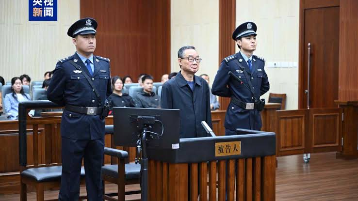 China's ex-agriculture minister sentenced to death with reprieve for bribery