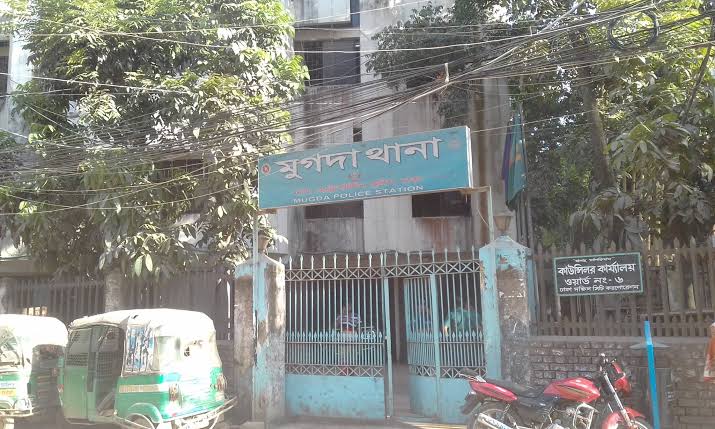 SI injured in attack by drug dealers in Dhaka’s Mugda