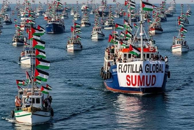 30 boats still heading toward Gaza after Israeli interceptions