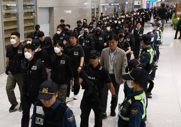 10 South Koreans arrested, two rescued in Cambodia scam crackdown