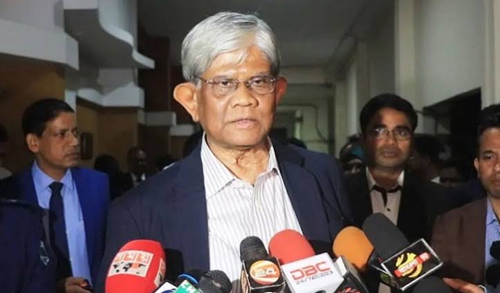Elected govt to decide on new pay structure for public employees: FA