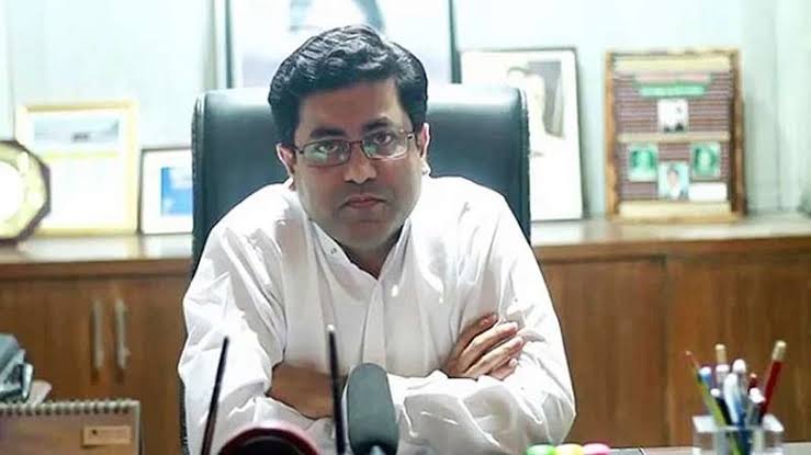 Court freezes 21 bank accounts of ex-mayor Taposh