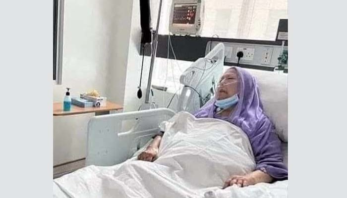 খালেদা জিয়ার অসুস্থতায় উদ্বিগ্ন গোটা জাতি