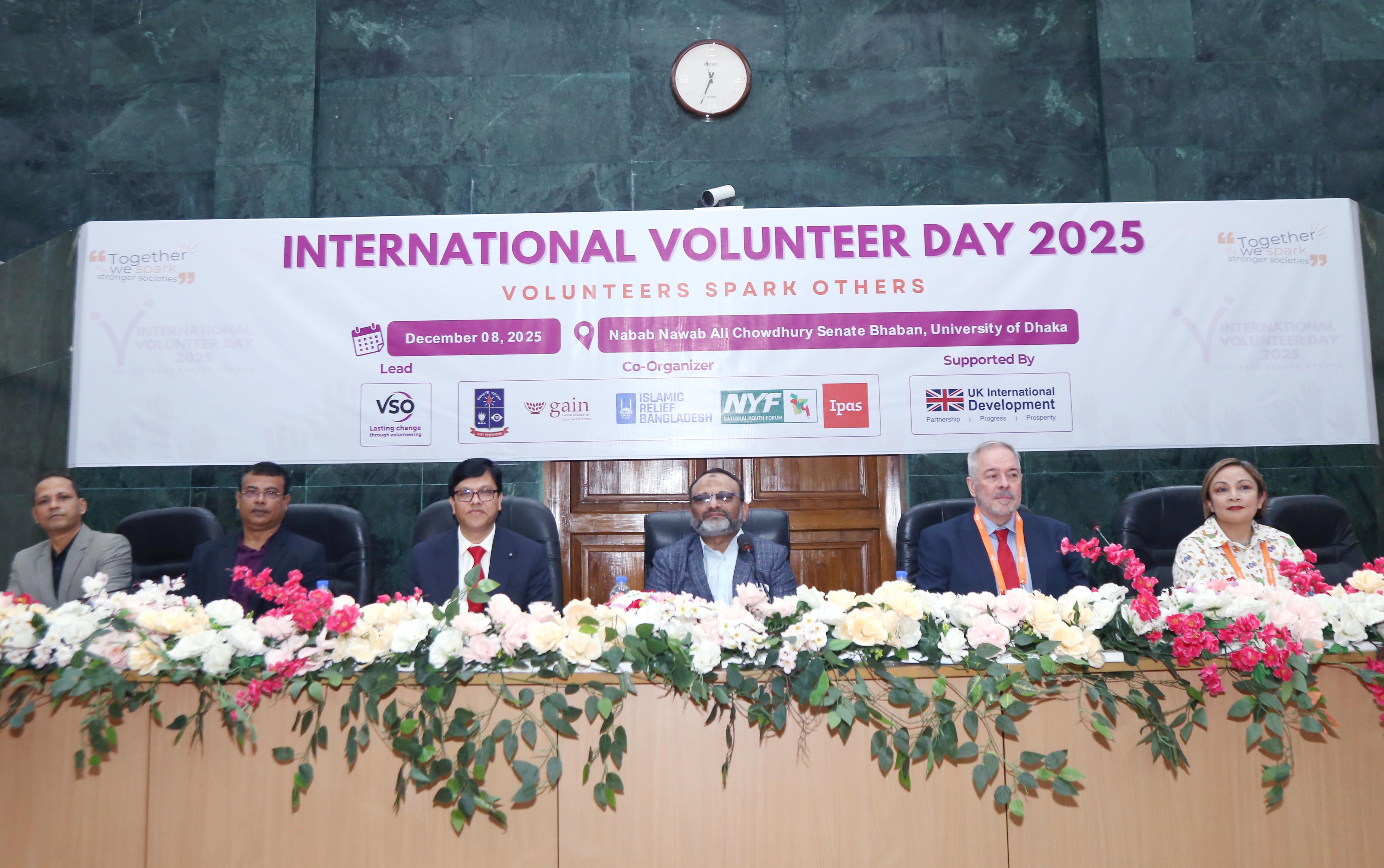 International Volunteer Day 2025 celebrated at DU Senate Building