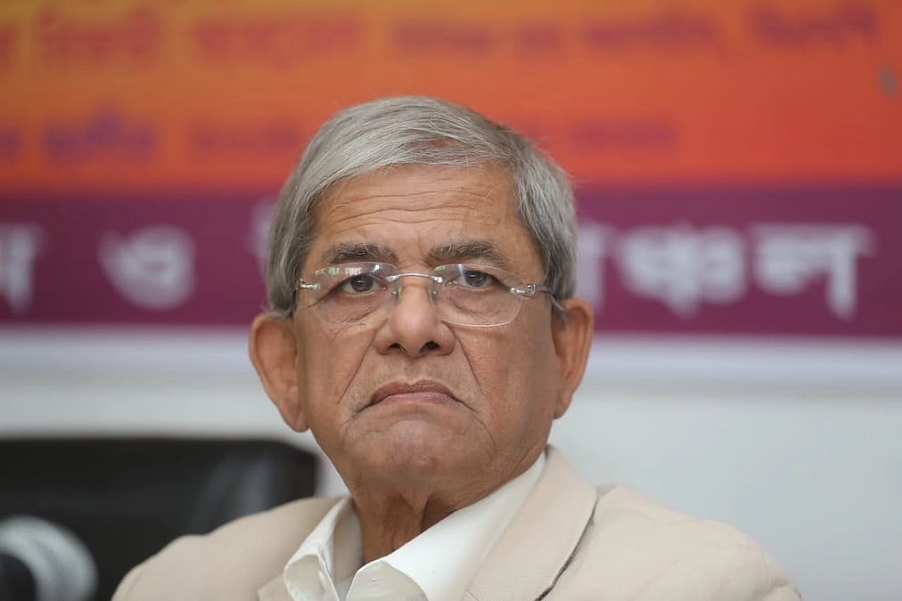 Mirza Fakhrul inquires about Khaleda Zia, Hadi at Evercare Hospital